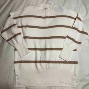 Abercrombie sweater size M, runs oversized NWT